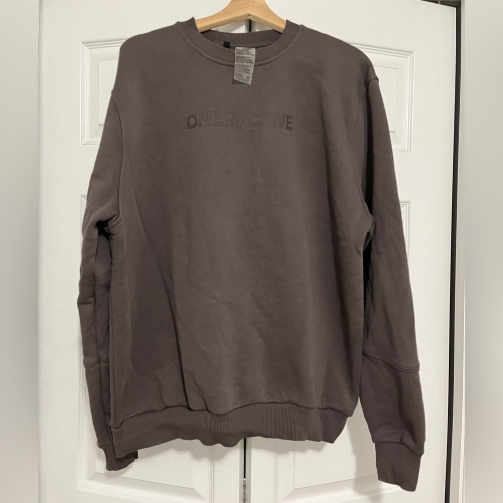 ONER Active Classic Lounge Oversized Crew Neck - great condition!